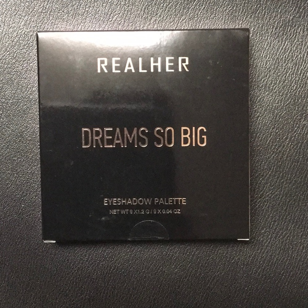 Real Her eyeshadow palette